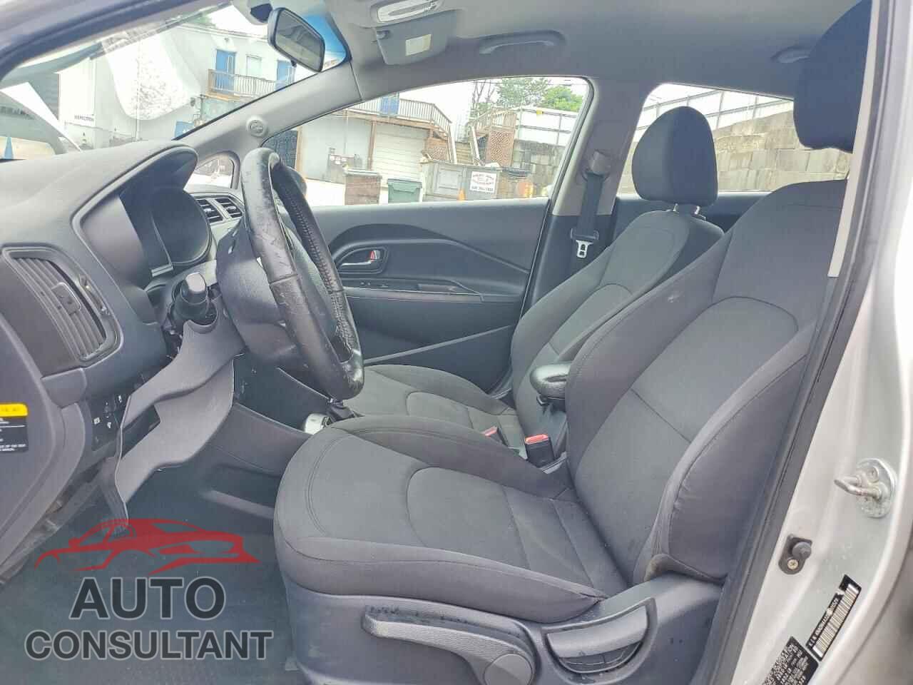 KIA RIO 2013 - KNADN4A32D6201529