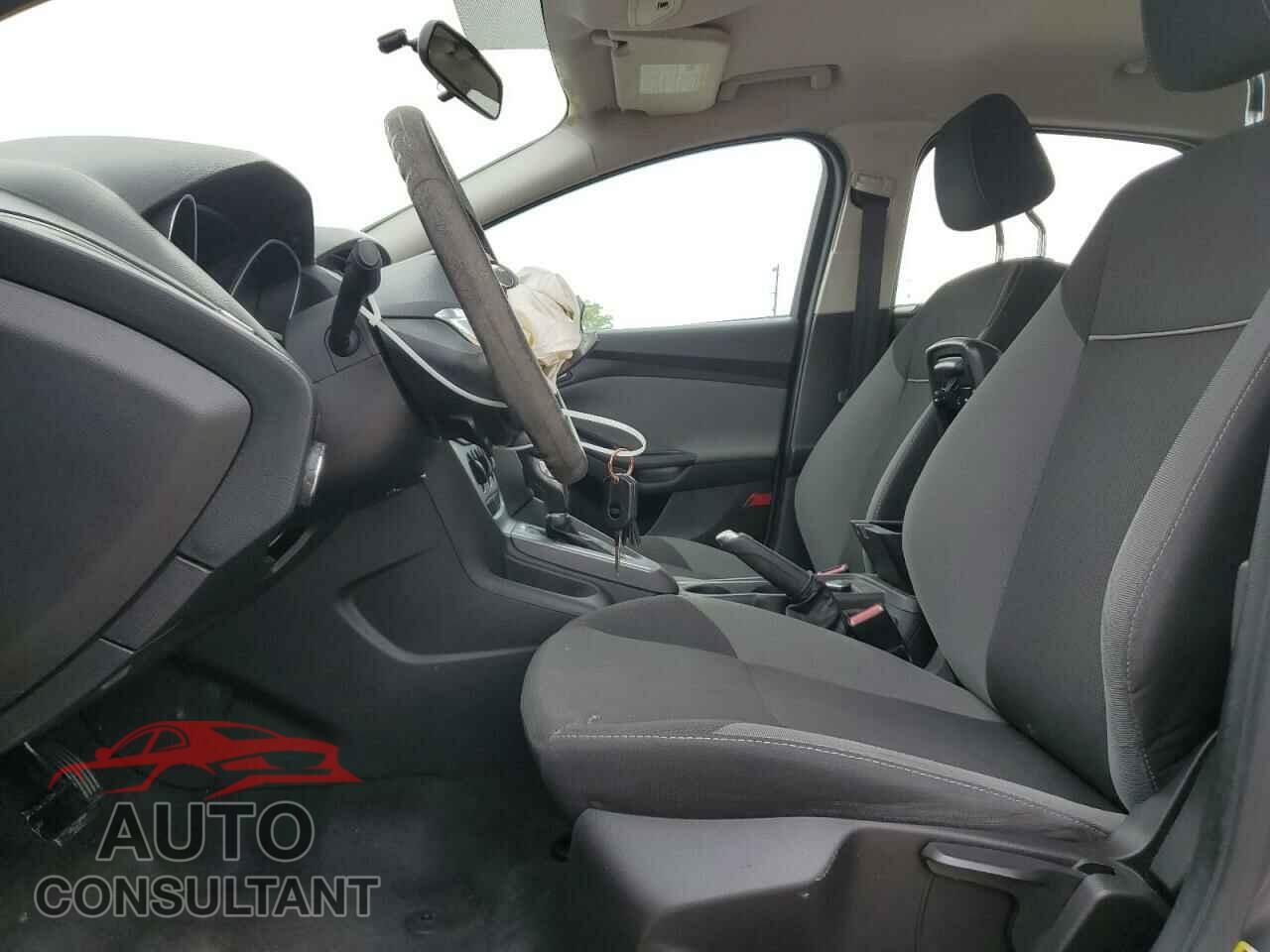 FORD FOCUS 2012 - 1FAHP3F22CL372750