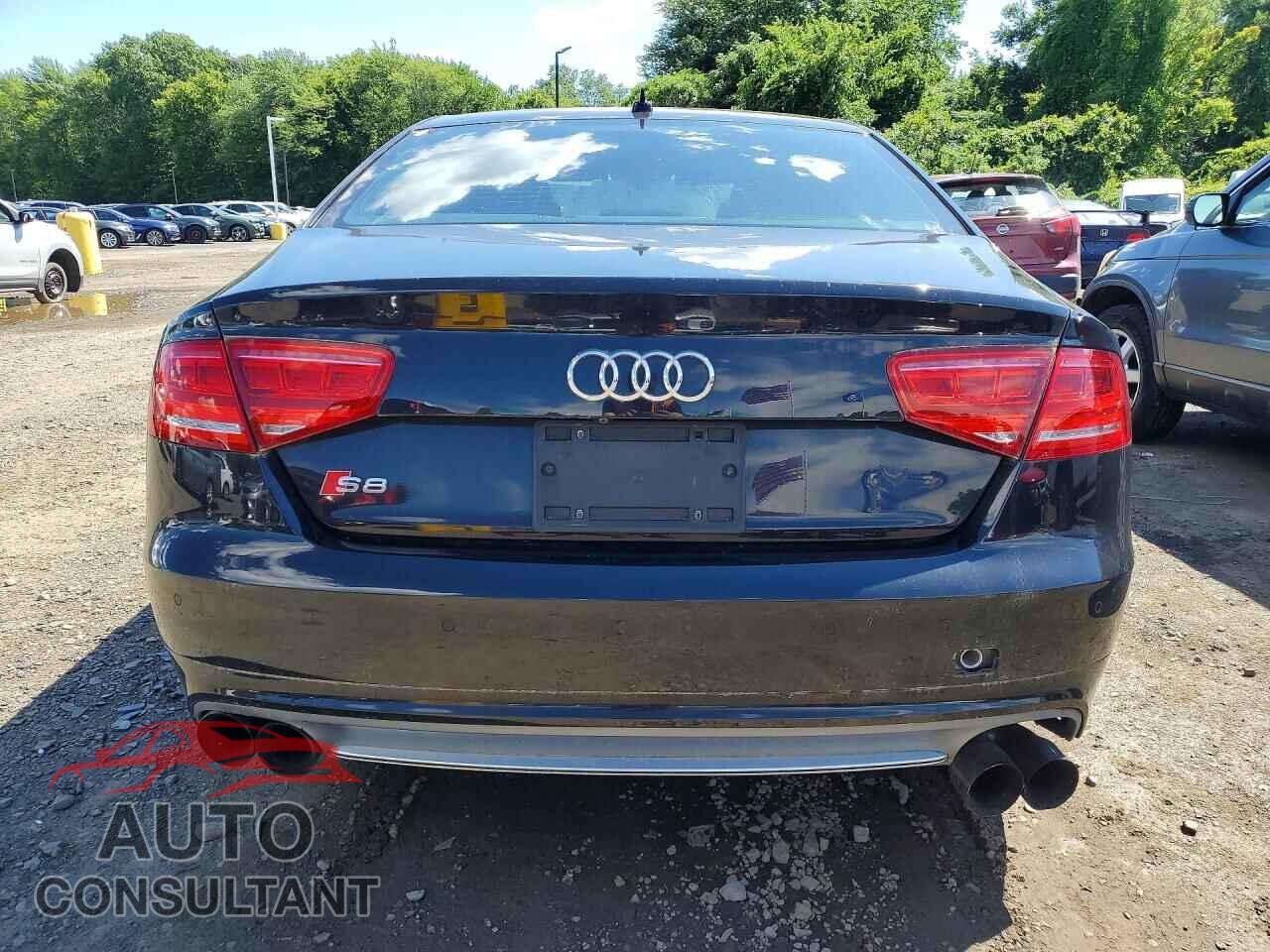 AUDI S8 2013 - WAUD2AFD5DN011383