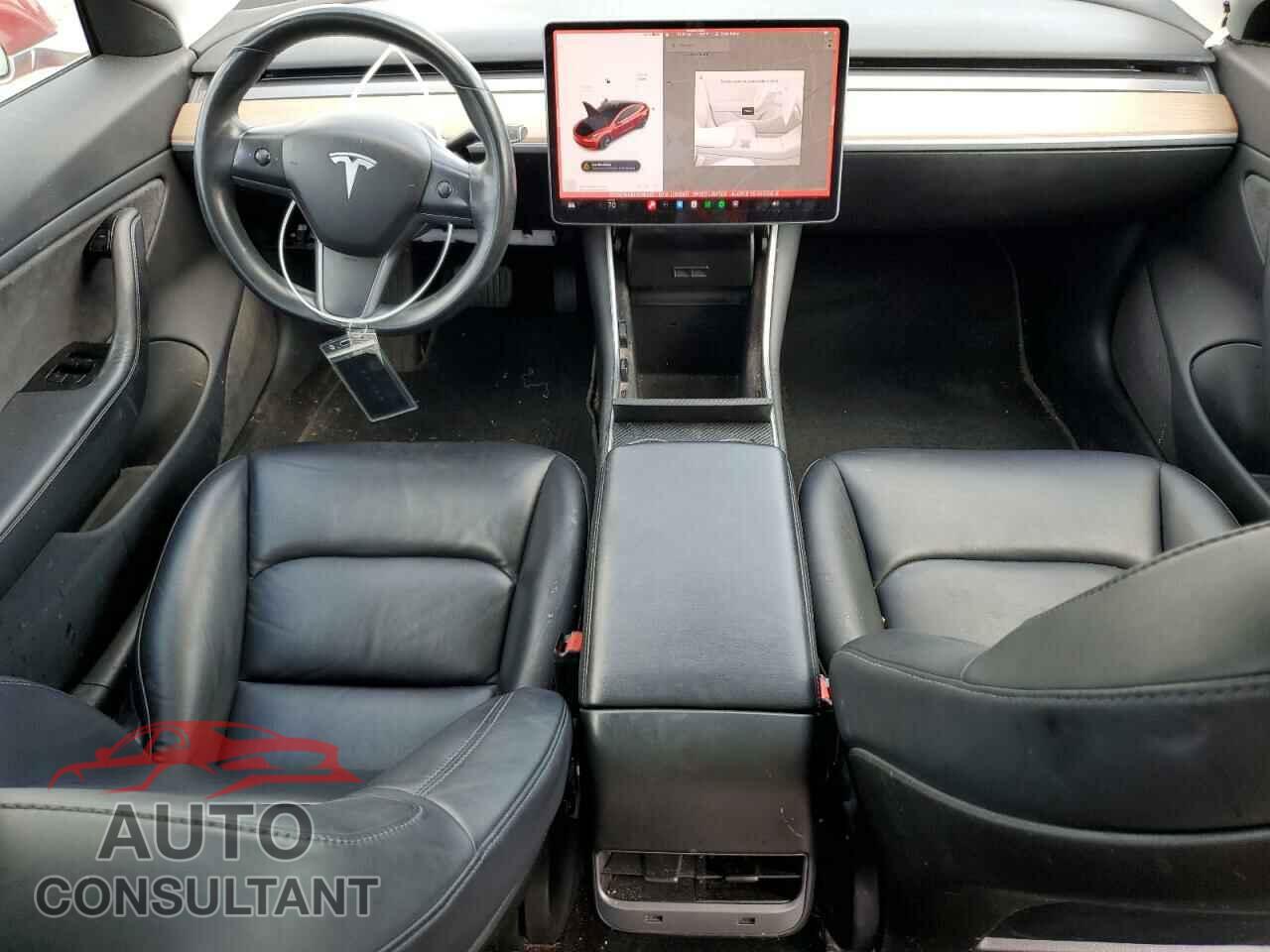 TESLA MODEL 3 2018 - 5YJ3E1EA9JF038061