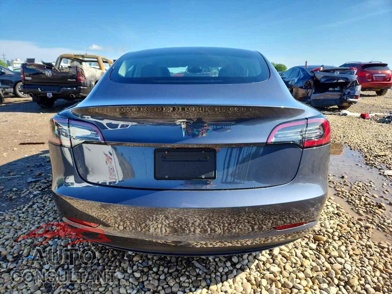 TESLA MODEL 3 2021 - 5YJ3E1EA9MF838492