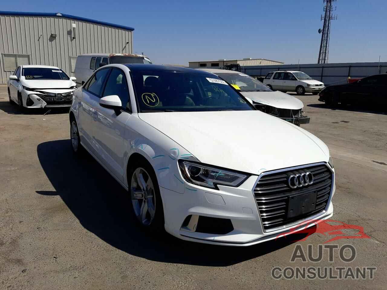 AUDI A3 2018 - WAUAUGFF2J1041879