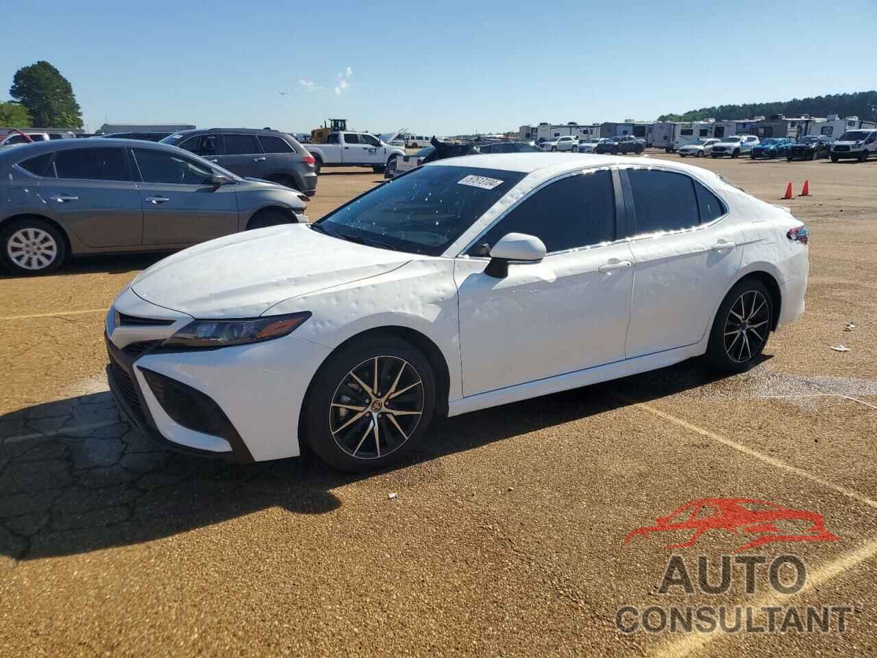 TOYOTA CAMRY 2024 - 4T1G11AK1RU211338