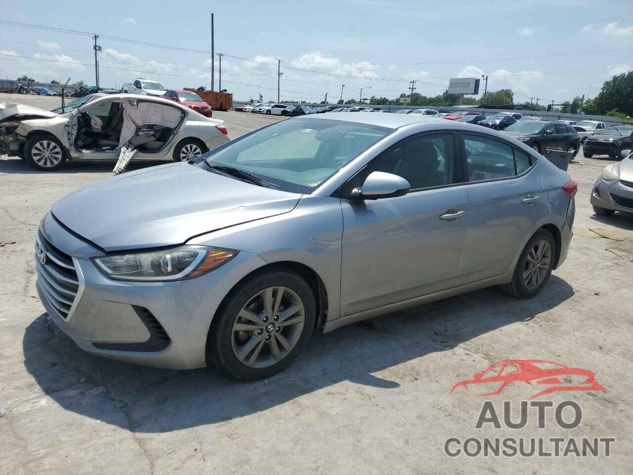 HYUNDAI ELANTRA 2017 - 5NPD84LFXHH155591