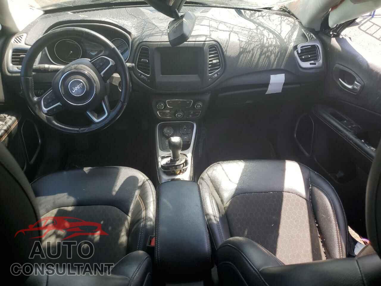 JEEP COMPASS 2019 - 3C4NJDBB4KT847182