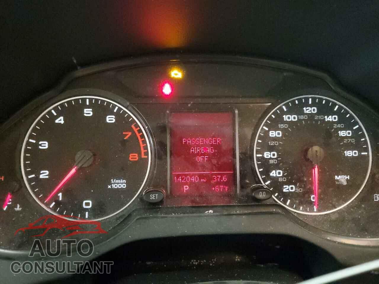 AUDI Q5 2012 - WA1LFAFP1CA118329