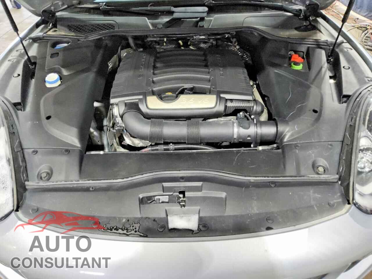 PORSCHE CAYENNE 2017 - WP1AA2A23HKA86464
