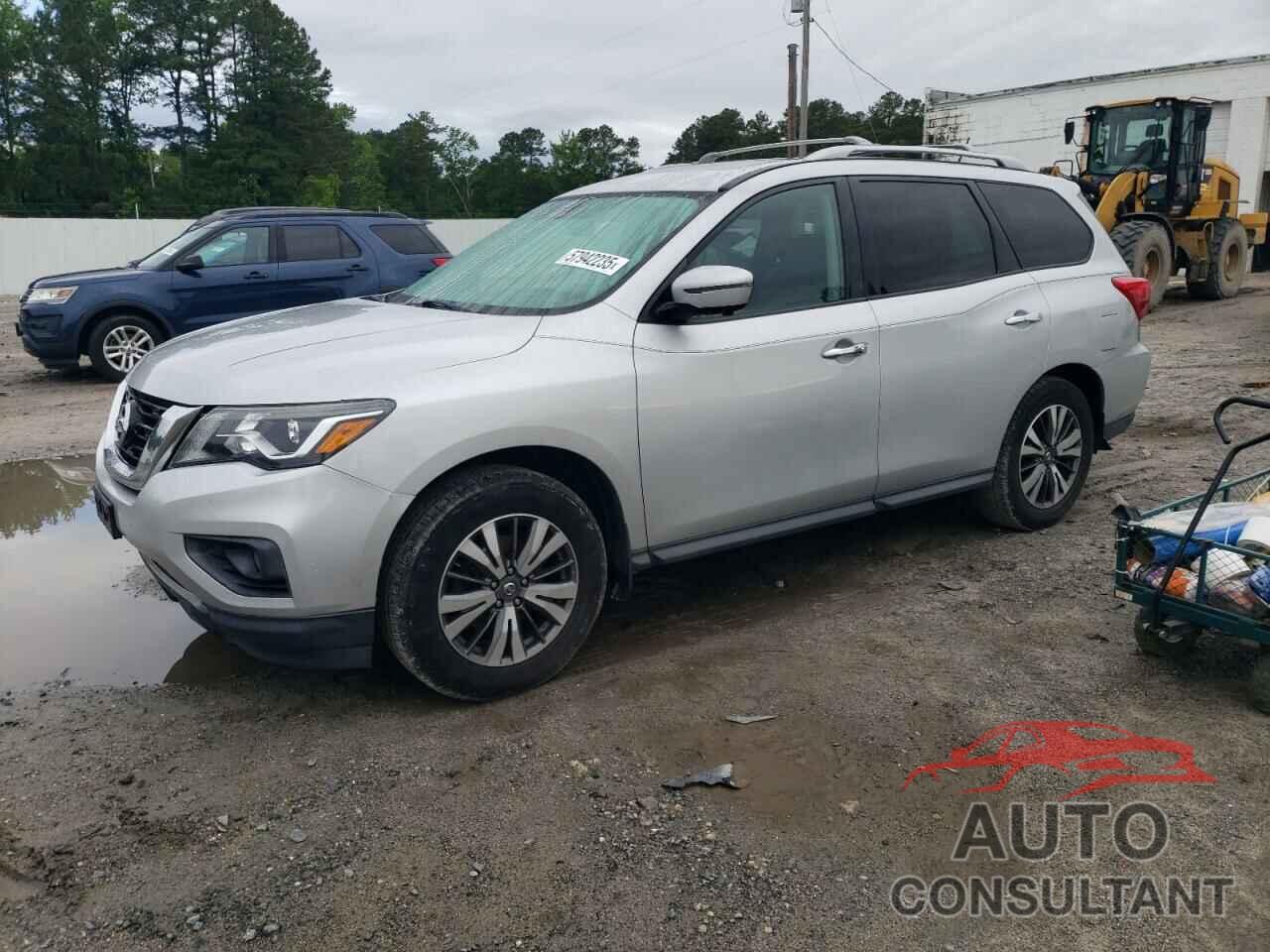 NISSAN PATHFINDER 2017 - 5N1DR2MM8HC618432