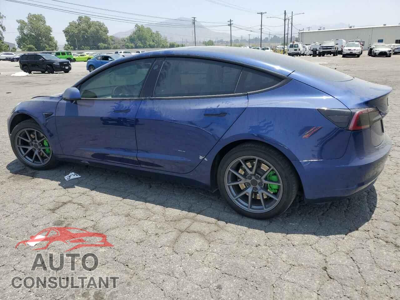 TESLA MODEL 3 2021 - 5YJ3E1EB8MF999425