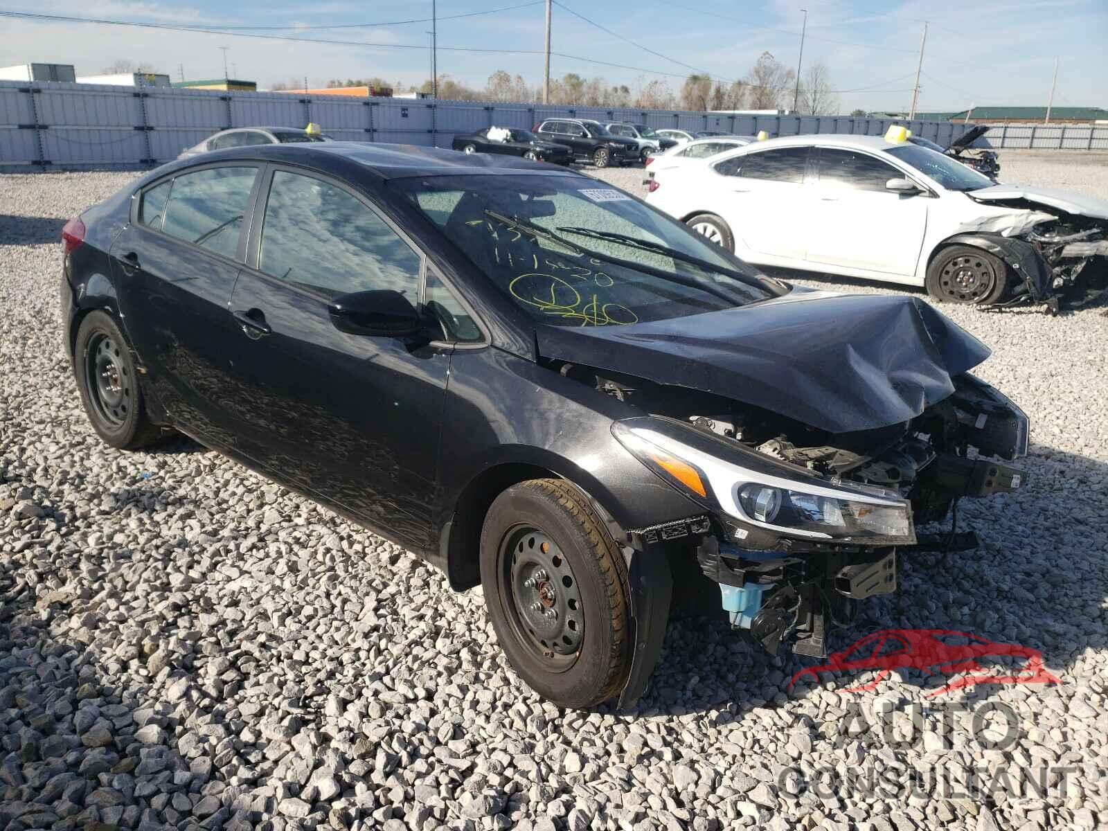 KIA FORTE 2018 - 3KPFL4A71JE249176