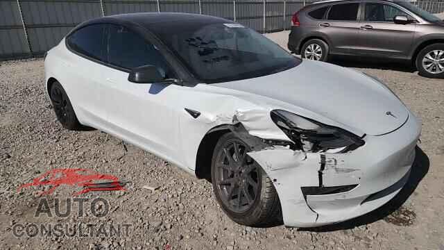 TESLA MODEL 3 2018 - 5YJ3E1EB0JF074875