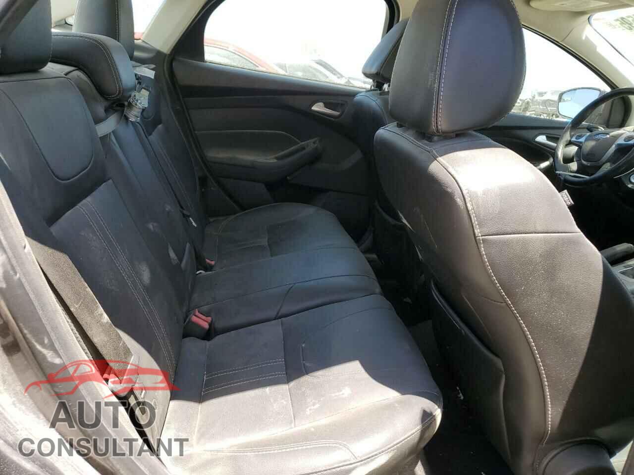 FORD FOCUS 2014 - 1FADP3F28EL241503