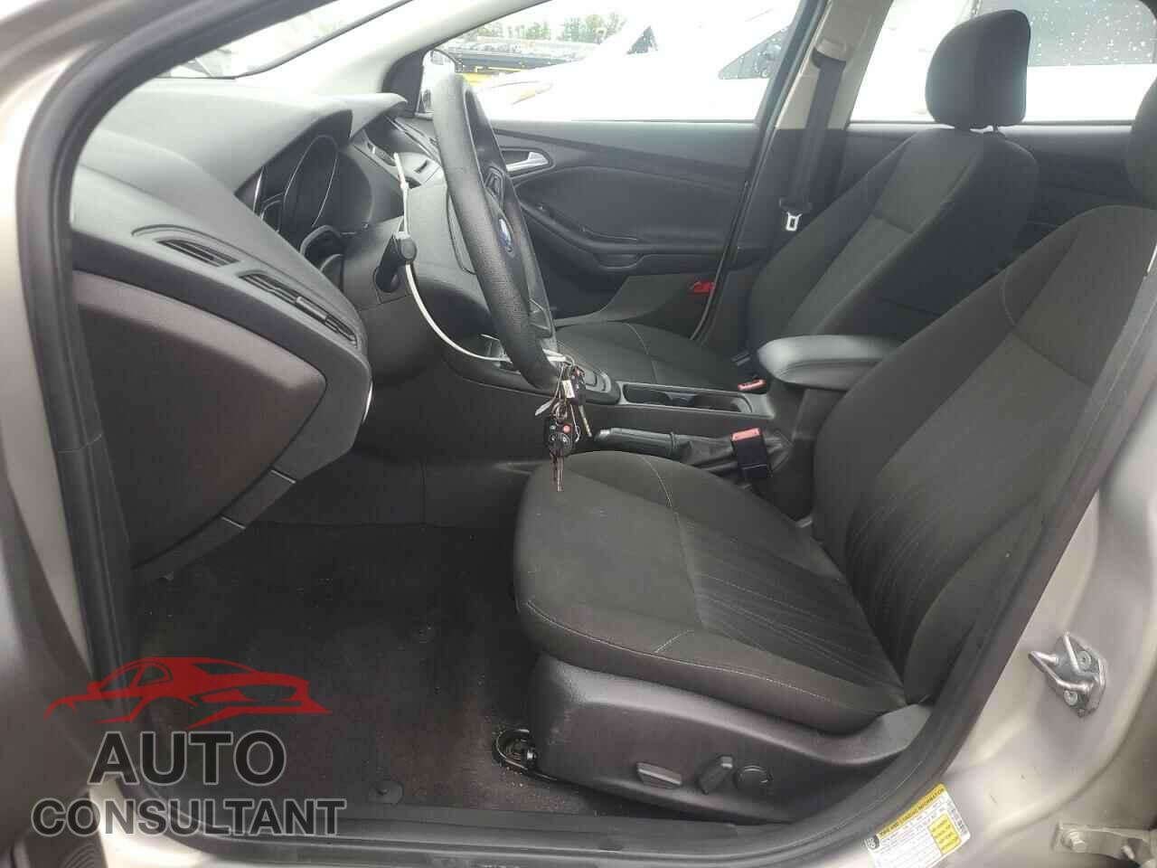 FORD FOCUS 2016 - 1FADP3F23GL207732