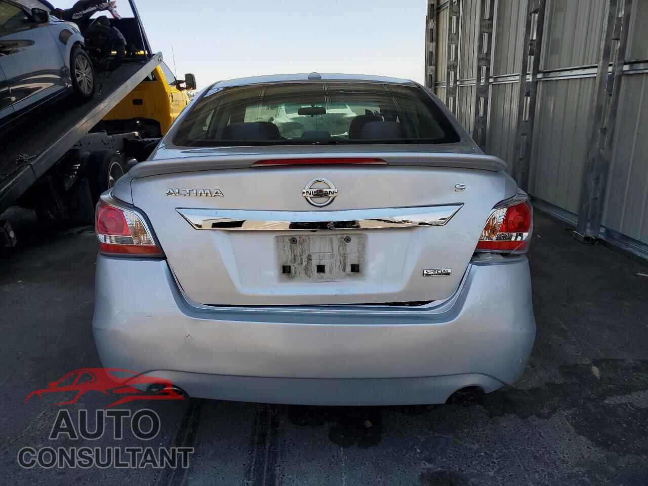 NISSAN ALTIMA 2015 - 1N4AL3AP1FC497582
