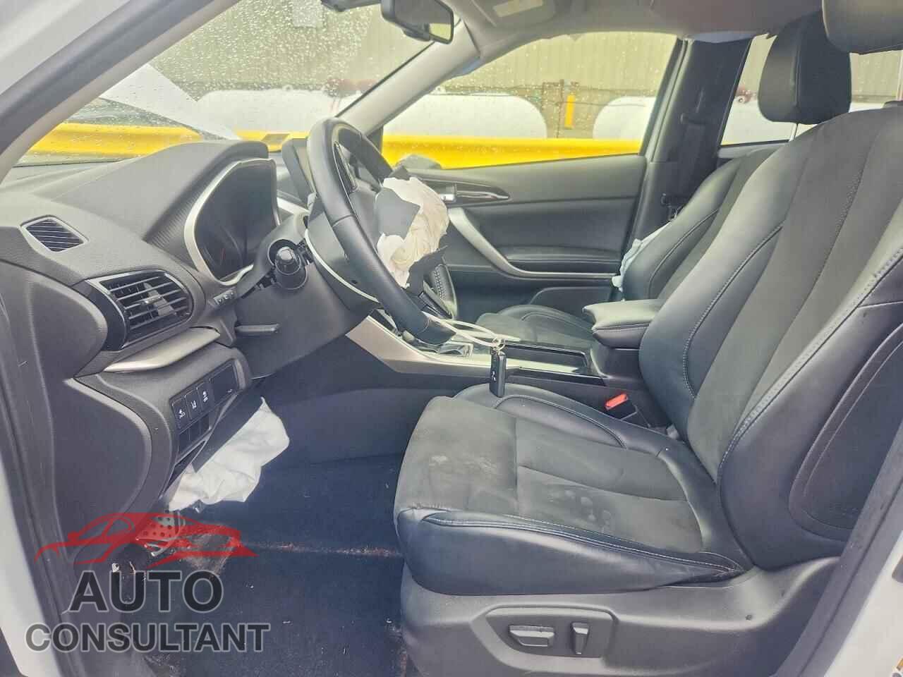 MITSUBISHI ECLIPSE 2022 - JA4ATWAA1NZ061392