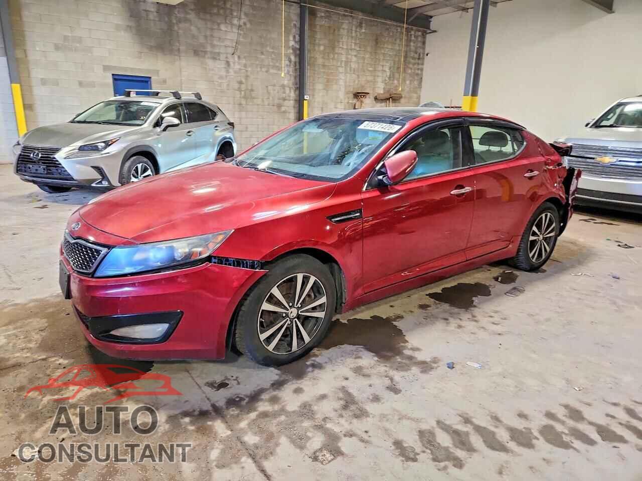 KIA OPTIMA 2011 - KNAGN4A64B5133048