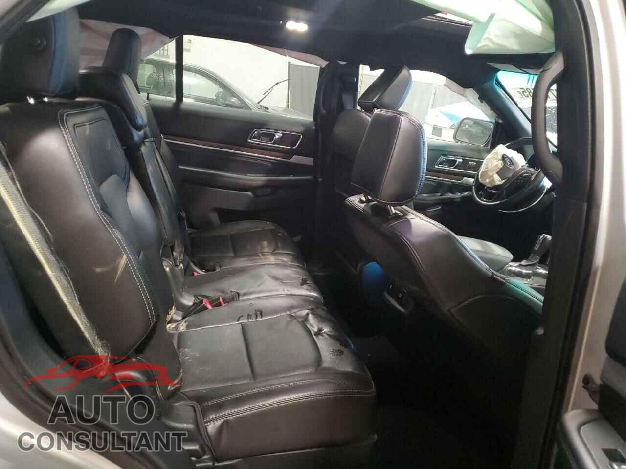 FORD EXPLORER 2018 - 1FM5K8F84JGC38546