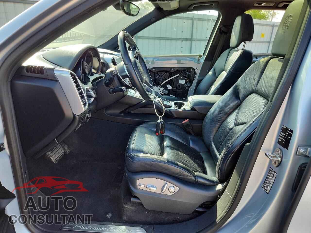 PORSCHE CAYENNE 2017 - WP1AA2A2XHKA86591