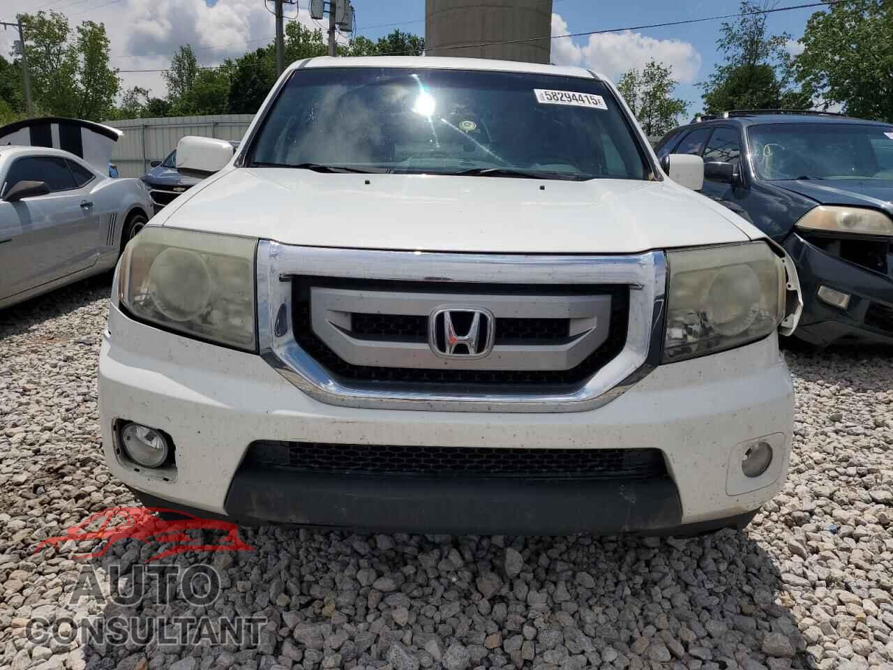 HONDA PILOT 2011 - 5FNYF4H58BB077101
