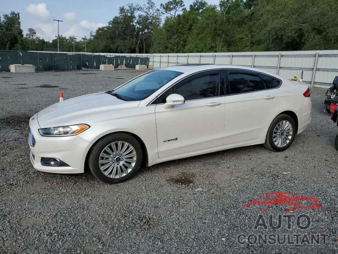 FORD FUSION 2013 - 3FA6P0LU9DR382044
