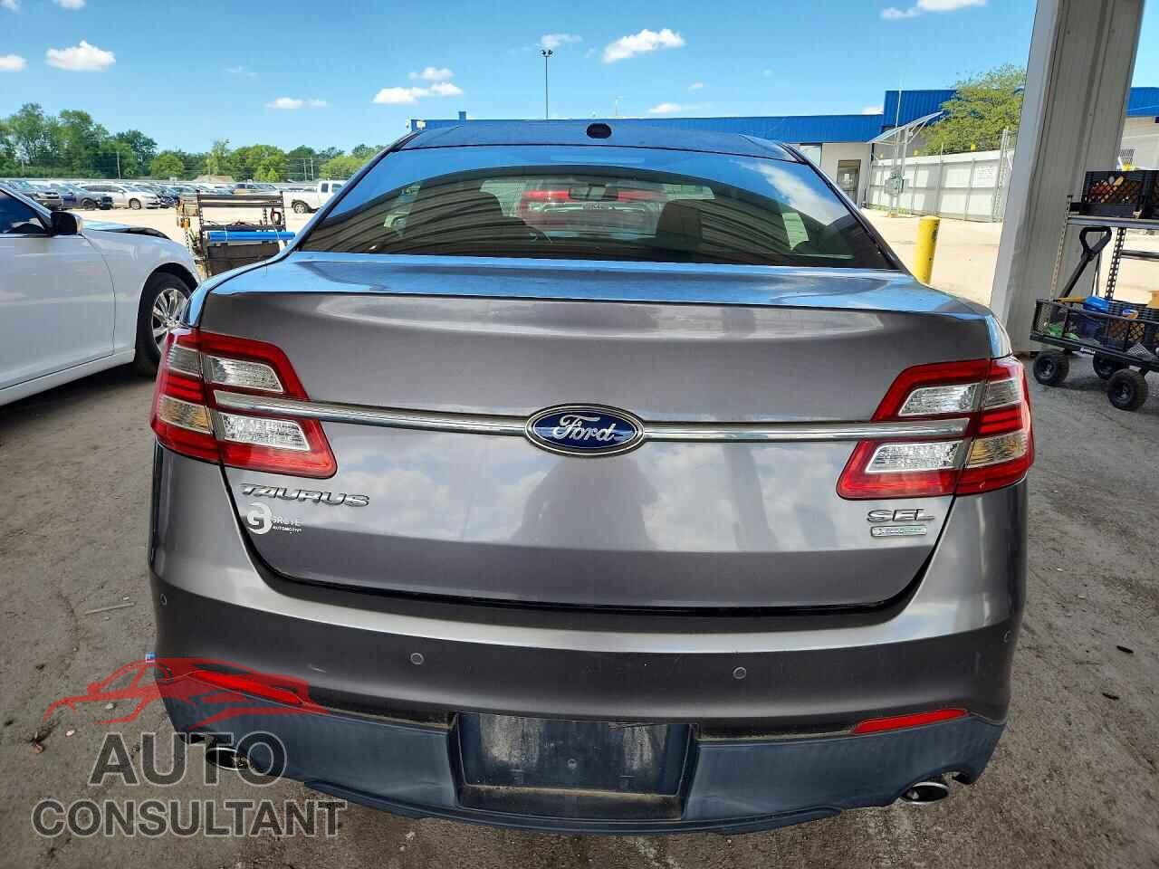 FORD TAURUS 2013 - 1FAHP2E98DG215436