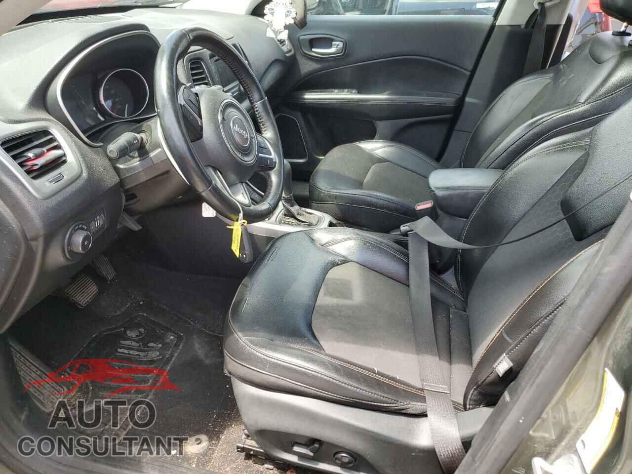 JEEP COMPASS 2018 - 3C4NJDBB8JT176145