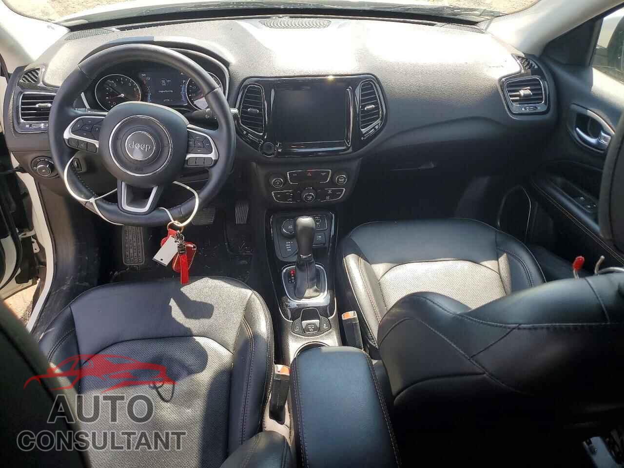 JEEP COMPASS 2019 - 3C4NJDCB5KT741712
