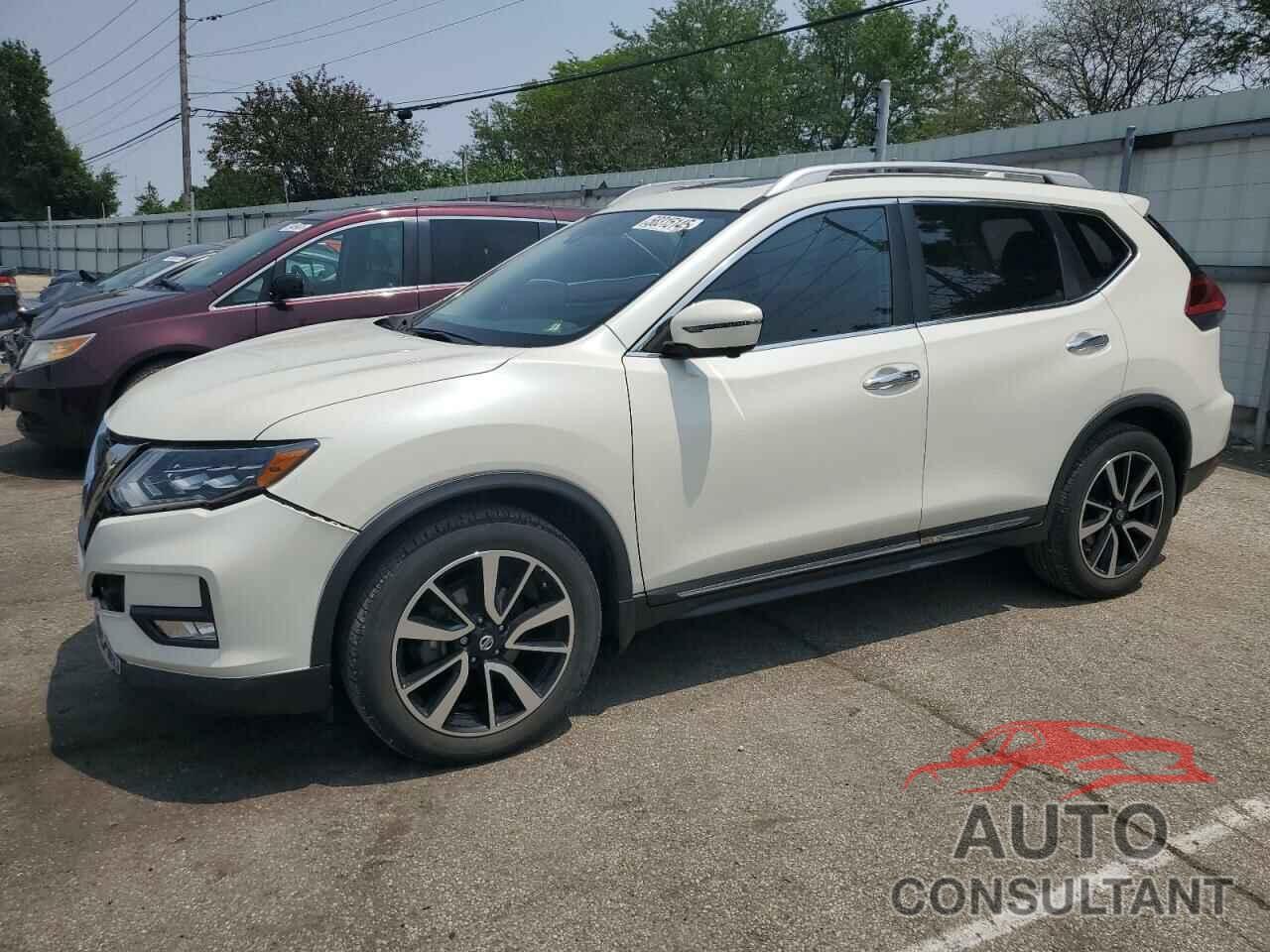NISSAN ROGUE 2018 - JN8AT2MV1JW303000
