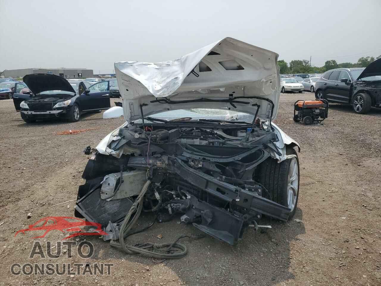 TESLA MODEL S 2018 - 5YJSA1E23JF275936