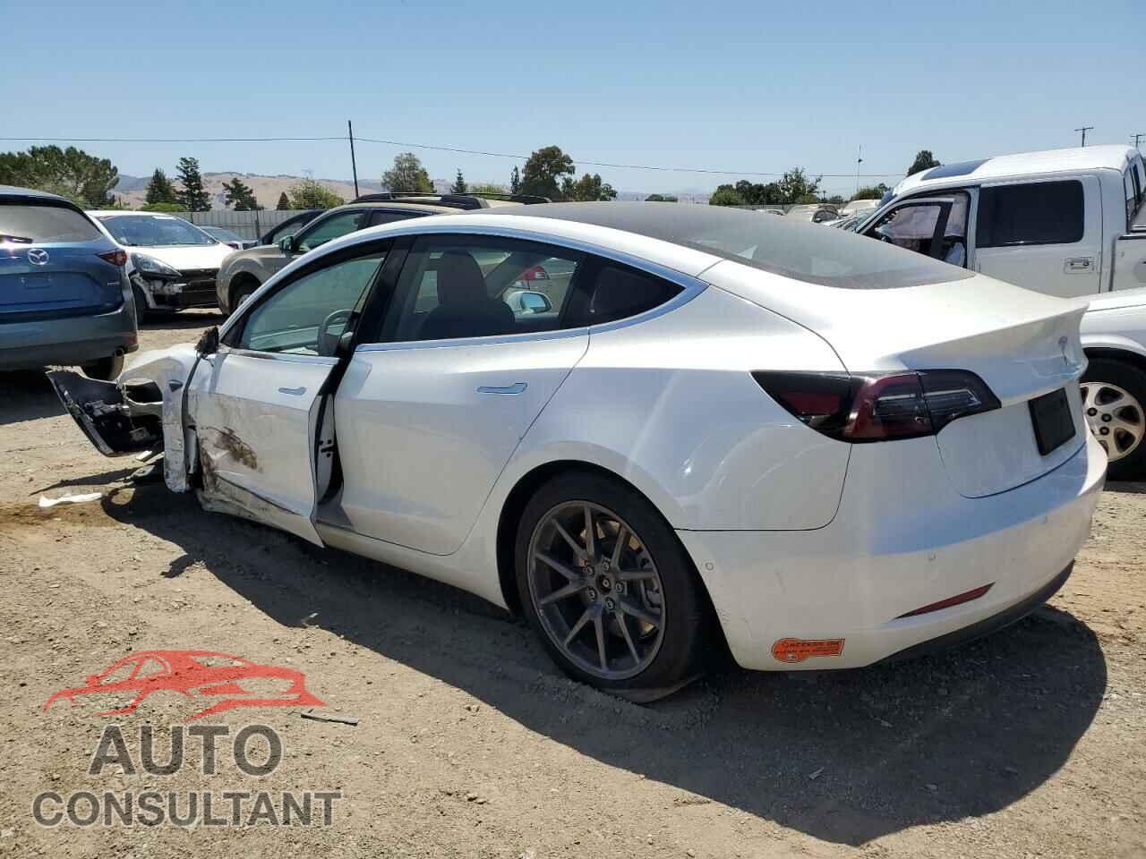 TESLA MODEL 3 2020 - 5YJ3E1EAXLF613576