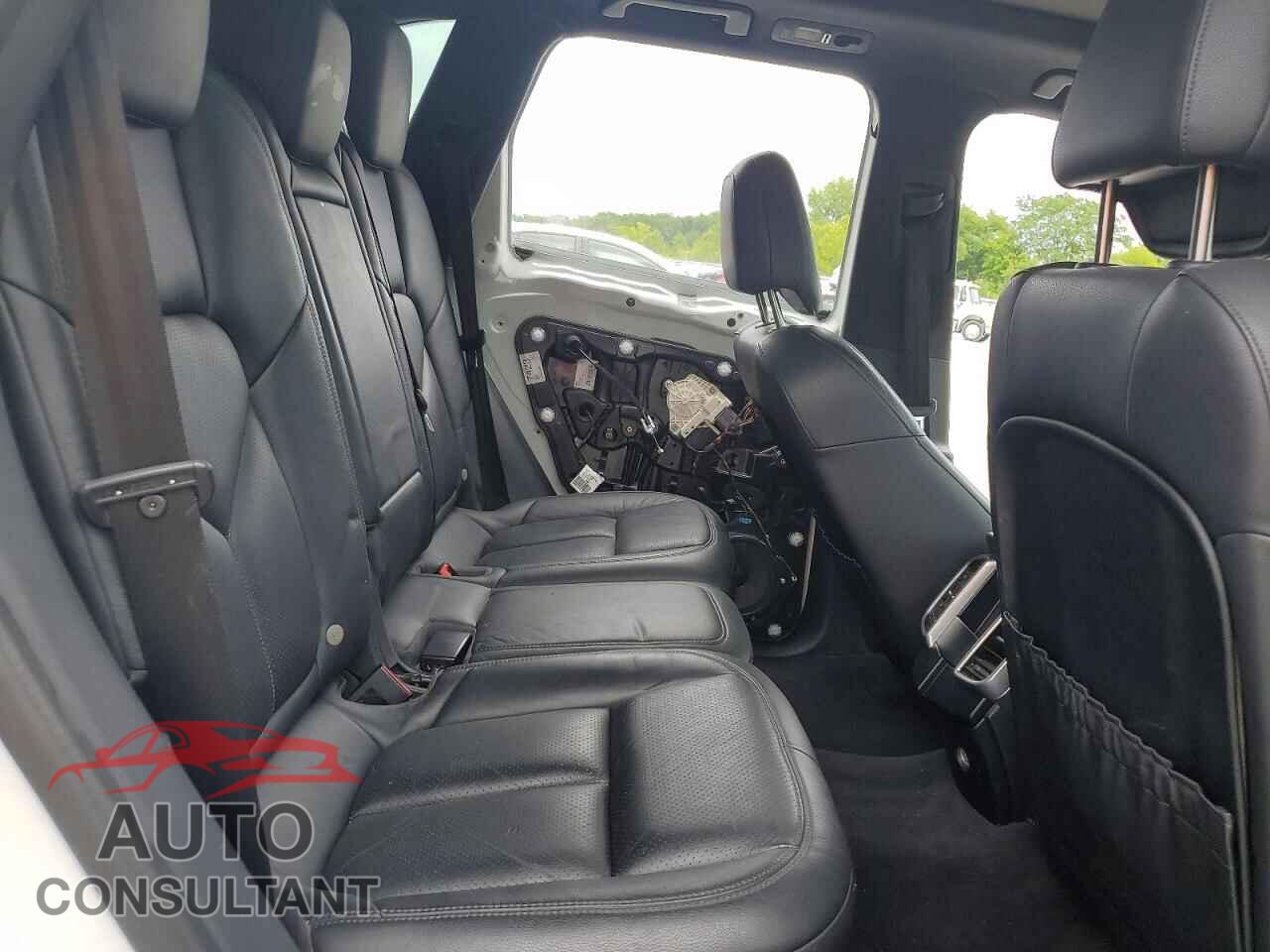PORSCHE CAYENNE 2016 - WP1AA2A2XGLA09096
