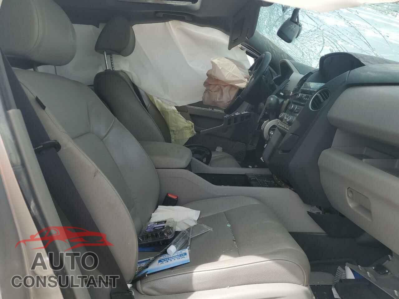 HONDA PILOT 2013 - 5FNYF4H5XDB028033