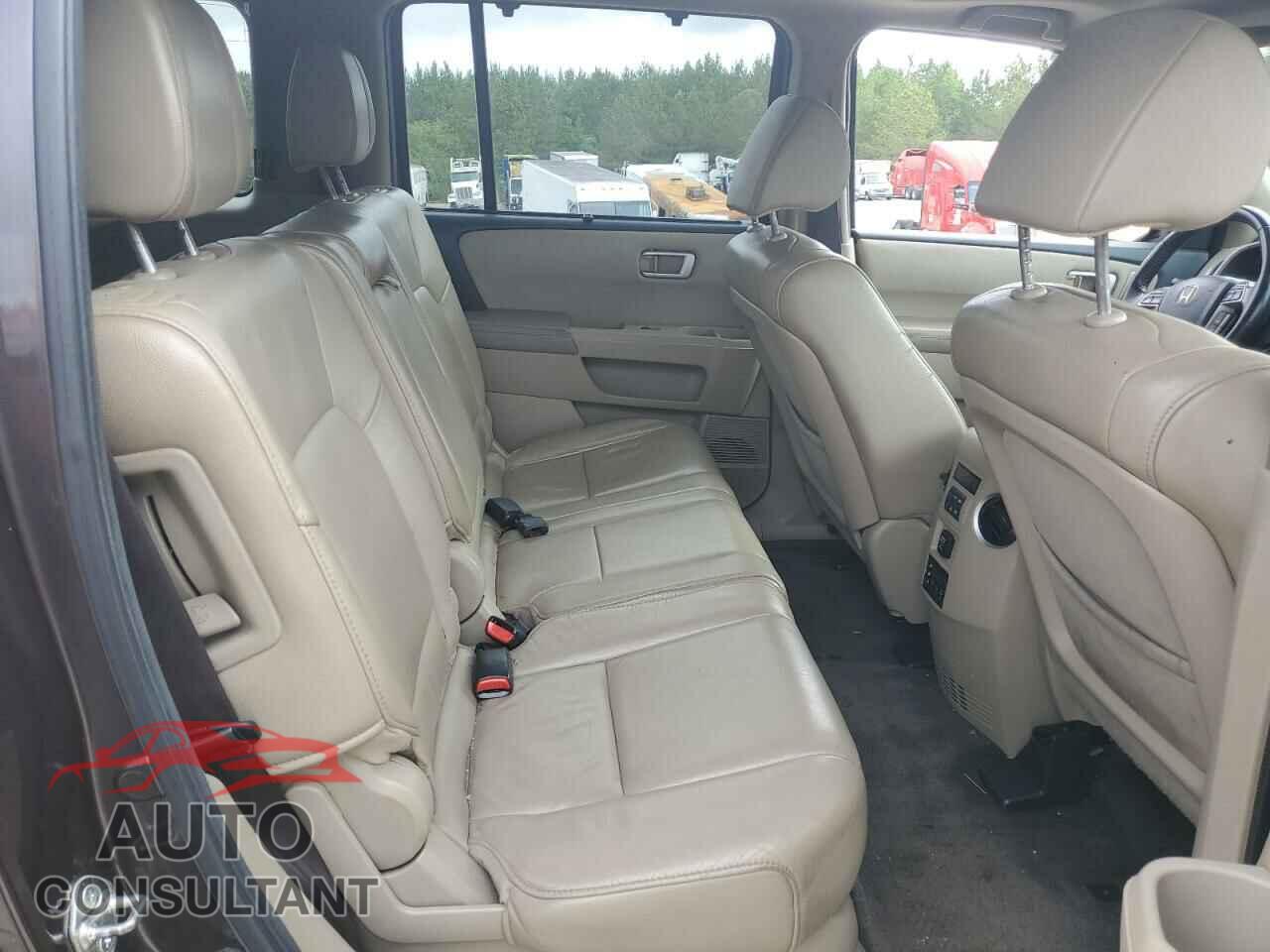 HONDA PILOT 2013 - 5FNYF3H95DB007409