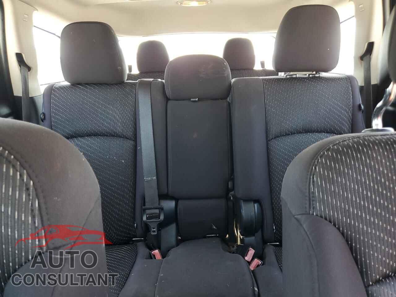DODGE JOURNEY 2013 - 3C4PDCAB7DT701258