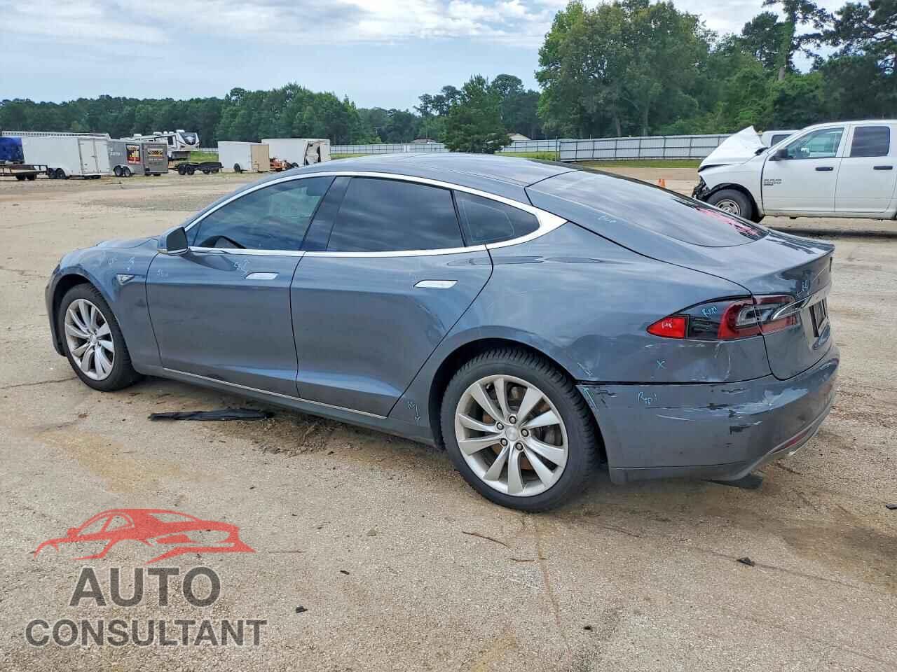 TESLA MODEL S 2014 - 5YJSA1H11EFP32154