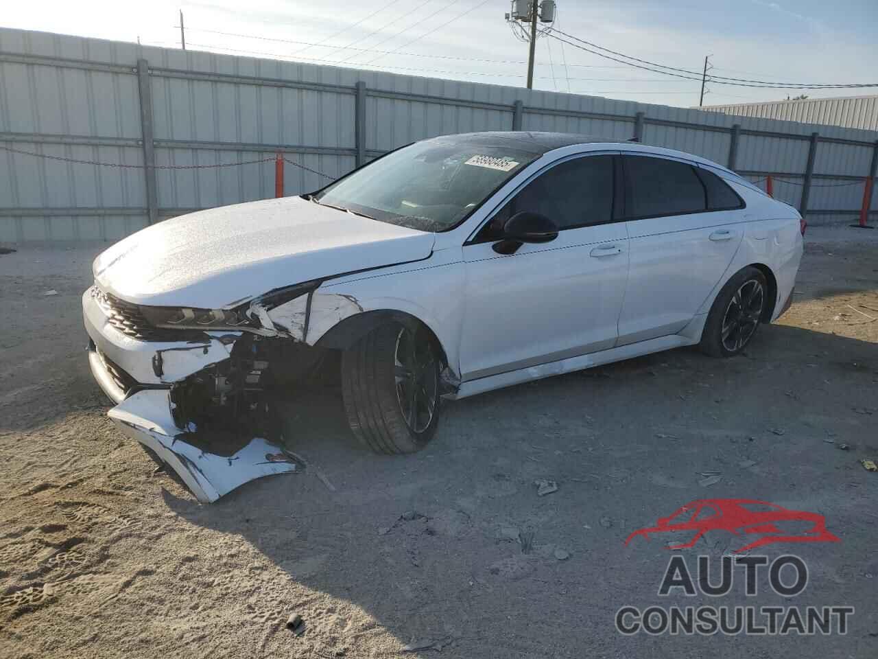 KIA K5 2023 - 5XXG64J22PG193216