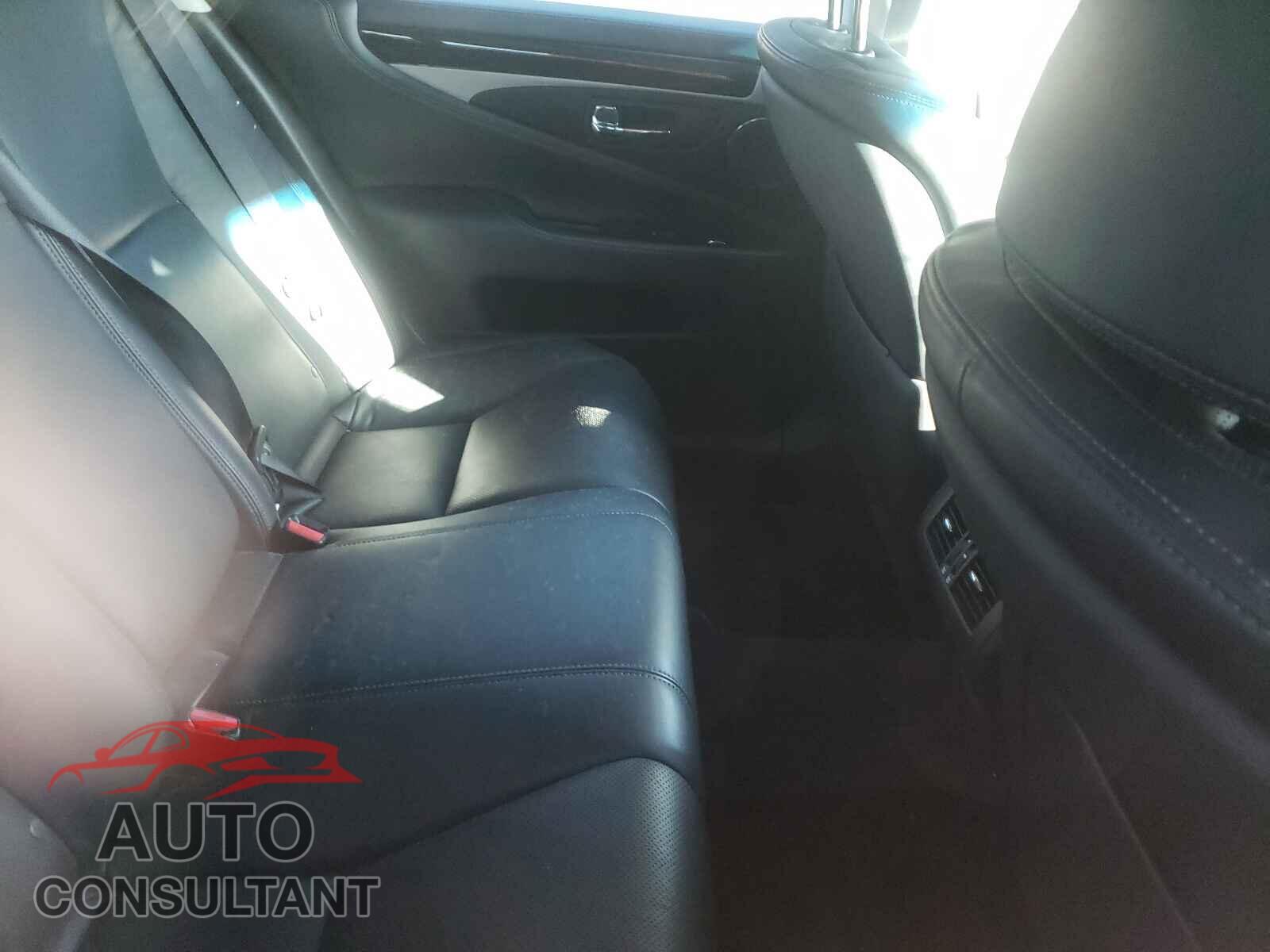 LEXUS LS460 2017 - JTHBL5EF4H5144111