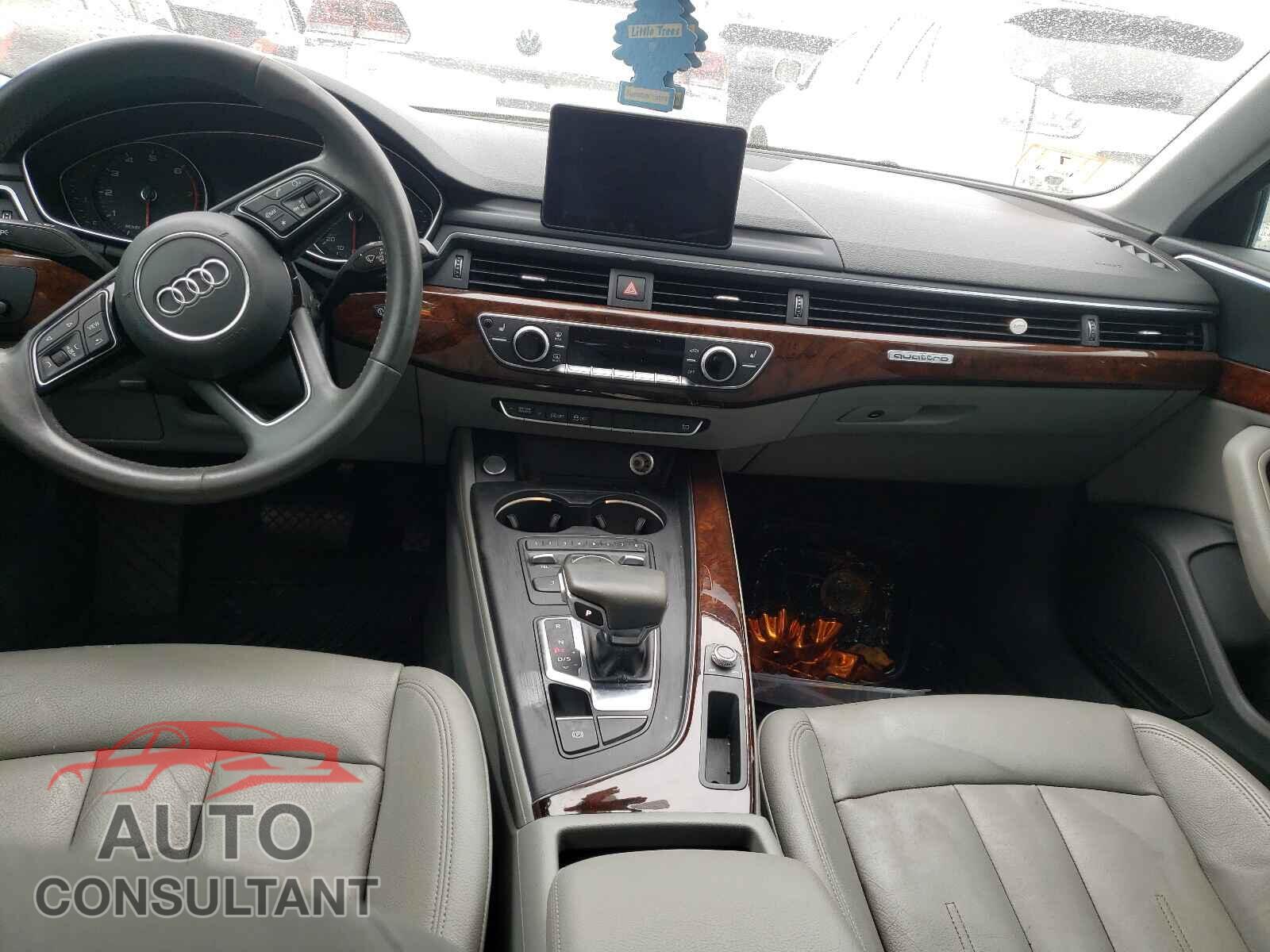AUDI A4 2018 - WAUDNAF48JA038703