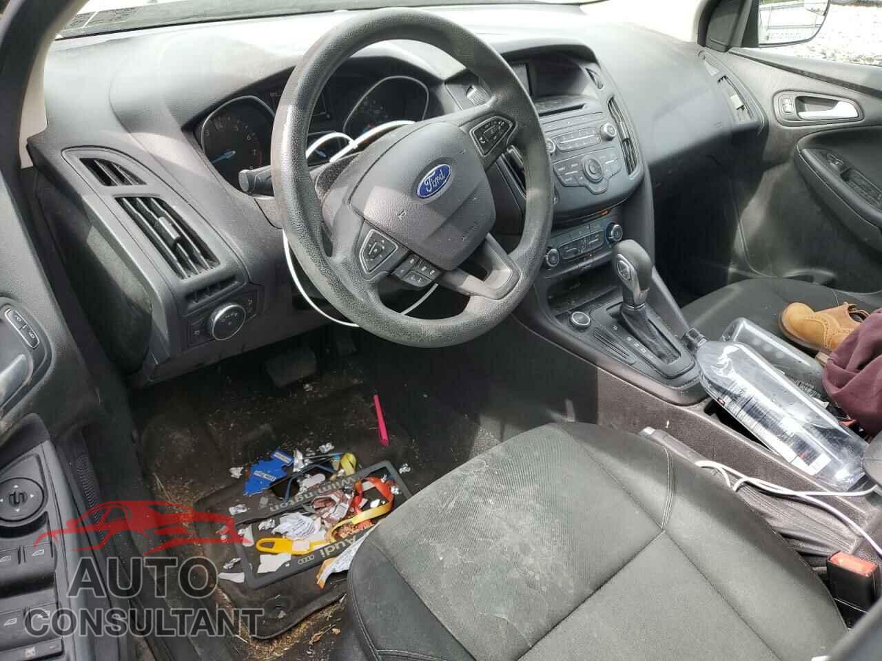 FORD FOCUS 2017 - 1FADP3F20HL275486