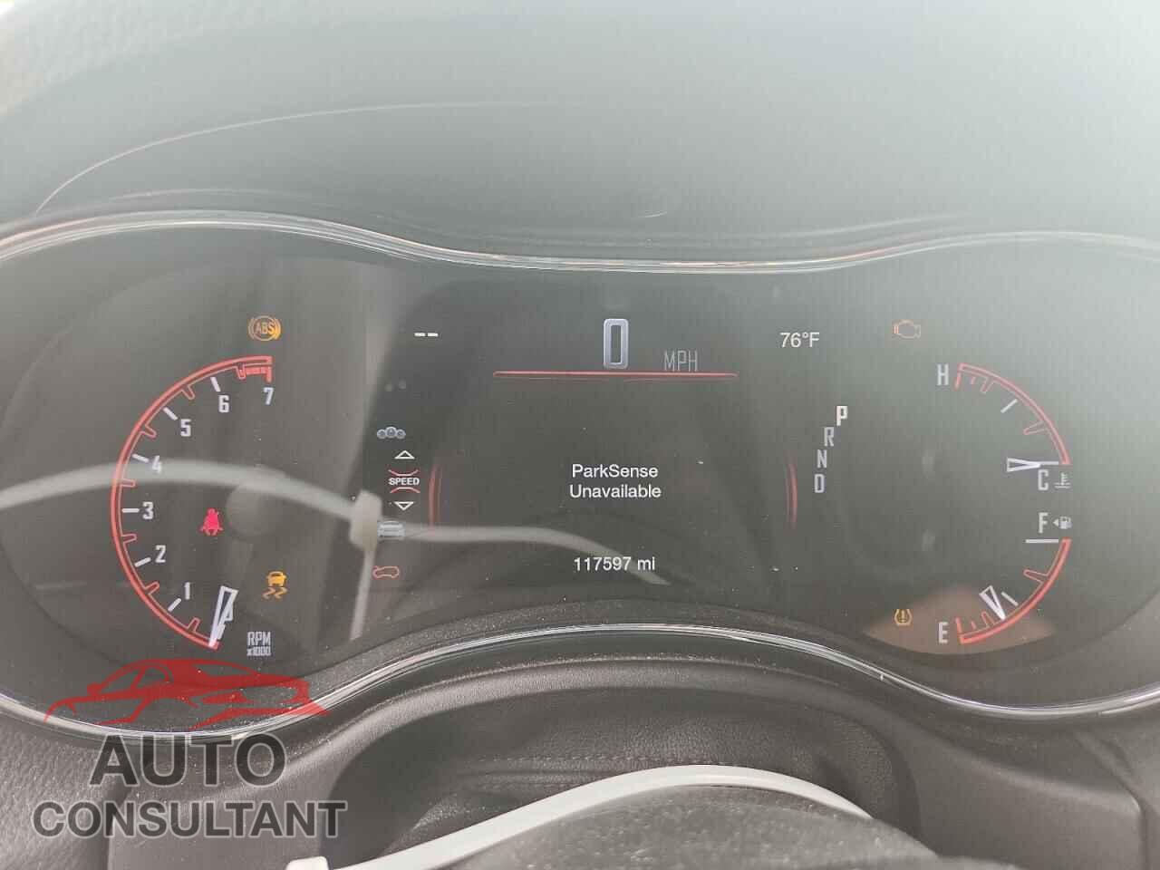 DODGE DURANGO 2018 - 1C4RDHAG4JC490187