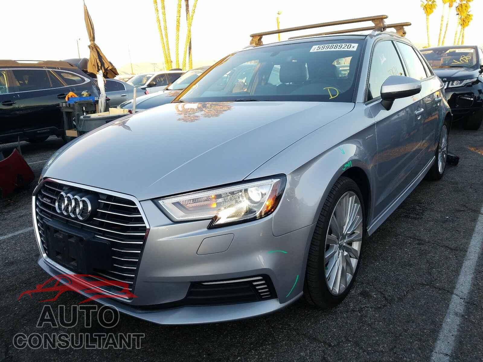 AUDI A3 2017 - WAUUPBFF3HA036126