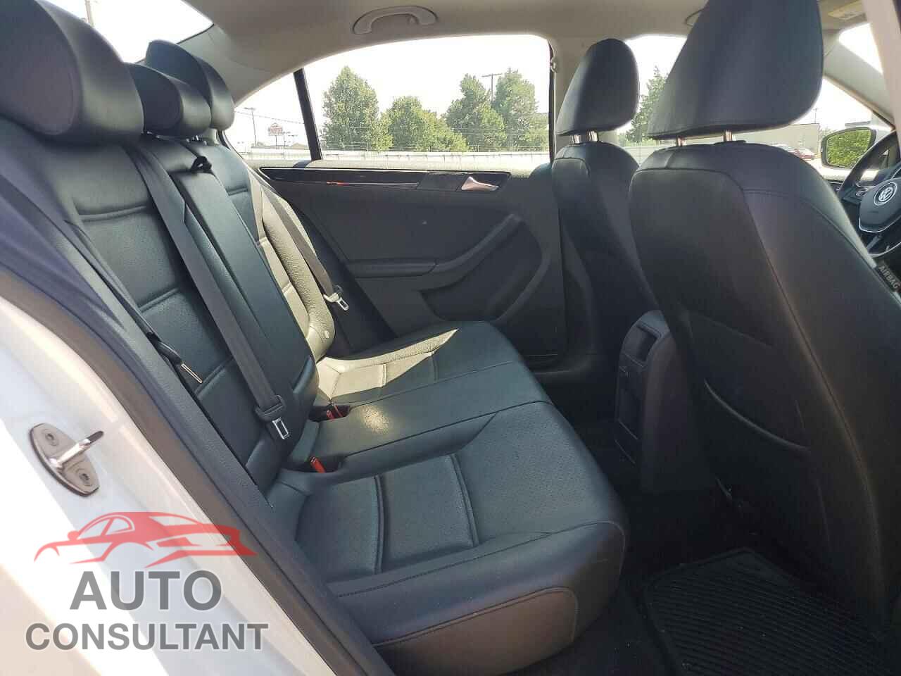 VOLKSWAGEN JETTA 2017 - 3VWL17AJ7HM399019