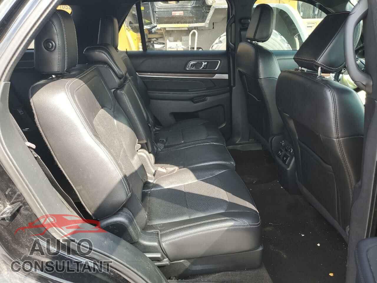 FORD EXPLORER 2018 - 1FM5K8F82JGB57691