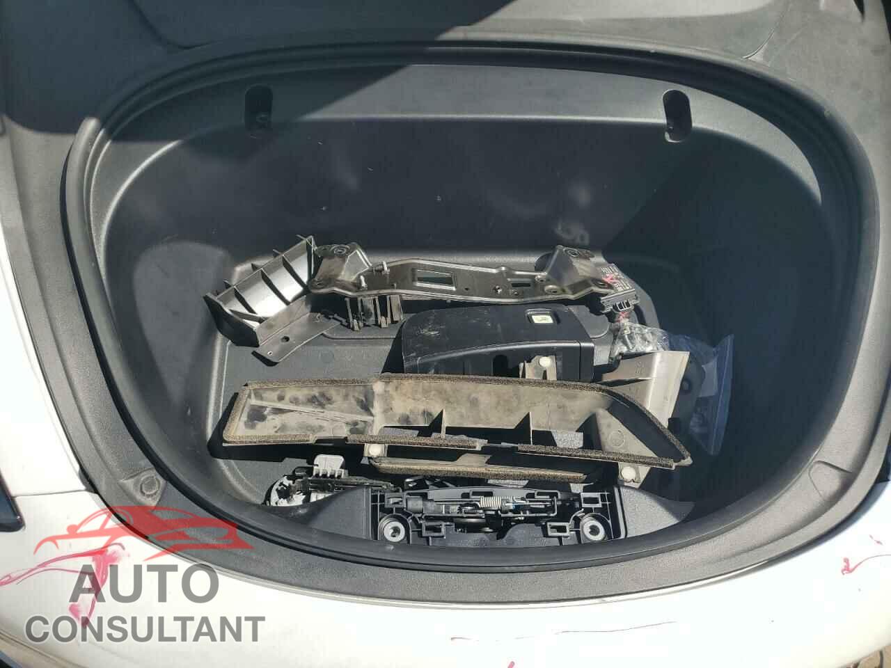 TESLA MODEL 3 2020 - 5YJ3E1EB3LF719862