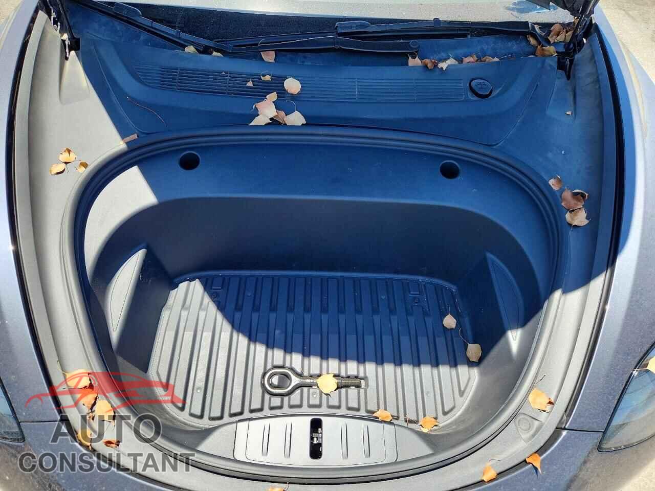 TESLA MODEL 3 2023 - 5YJ3E1EA3PF680302