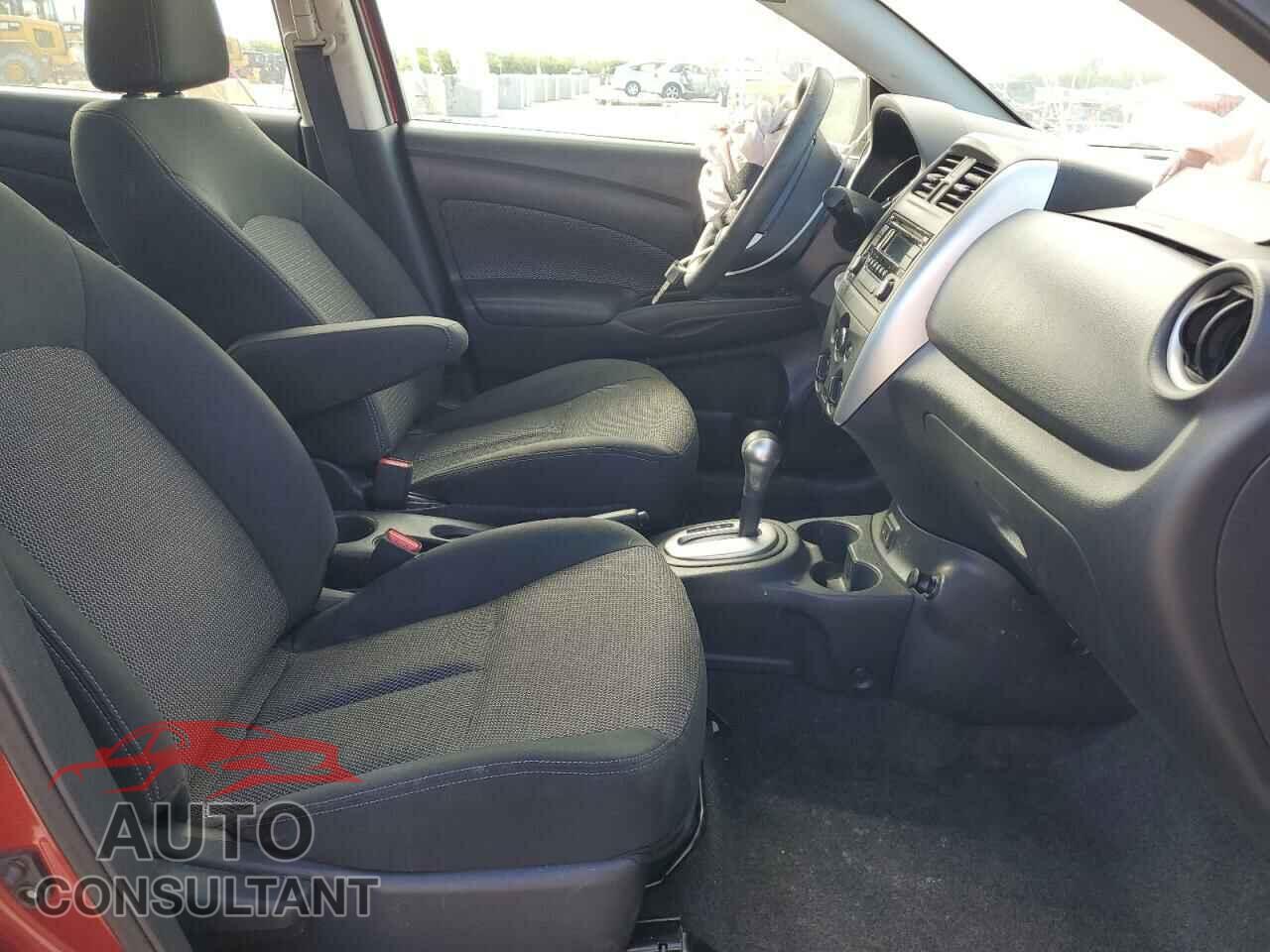 NISSAN VERSA 2017 - 3N1CN7AP3HL854940