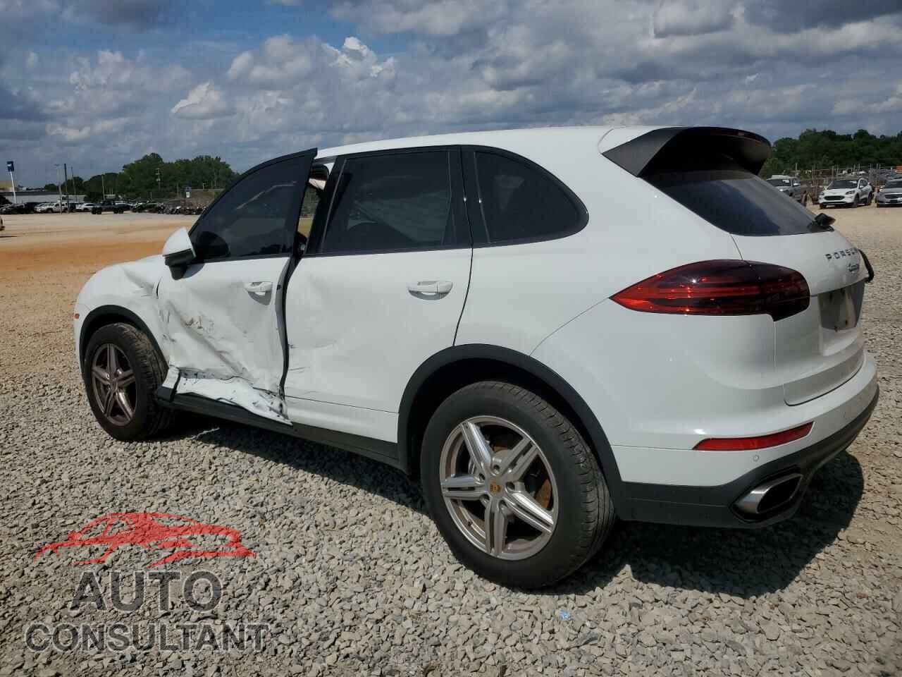 PORSCHE CAYENNE 2016 - WP1AA2A26GLA09807