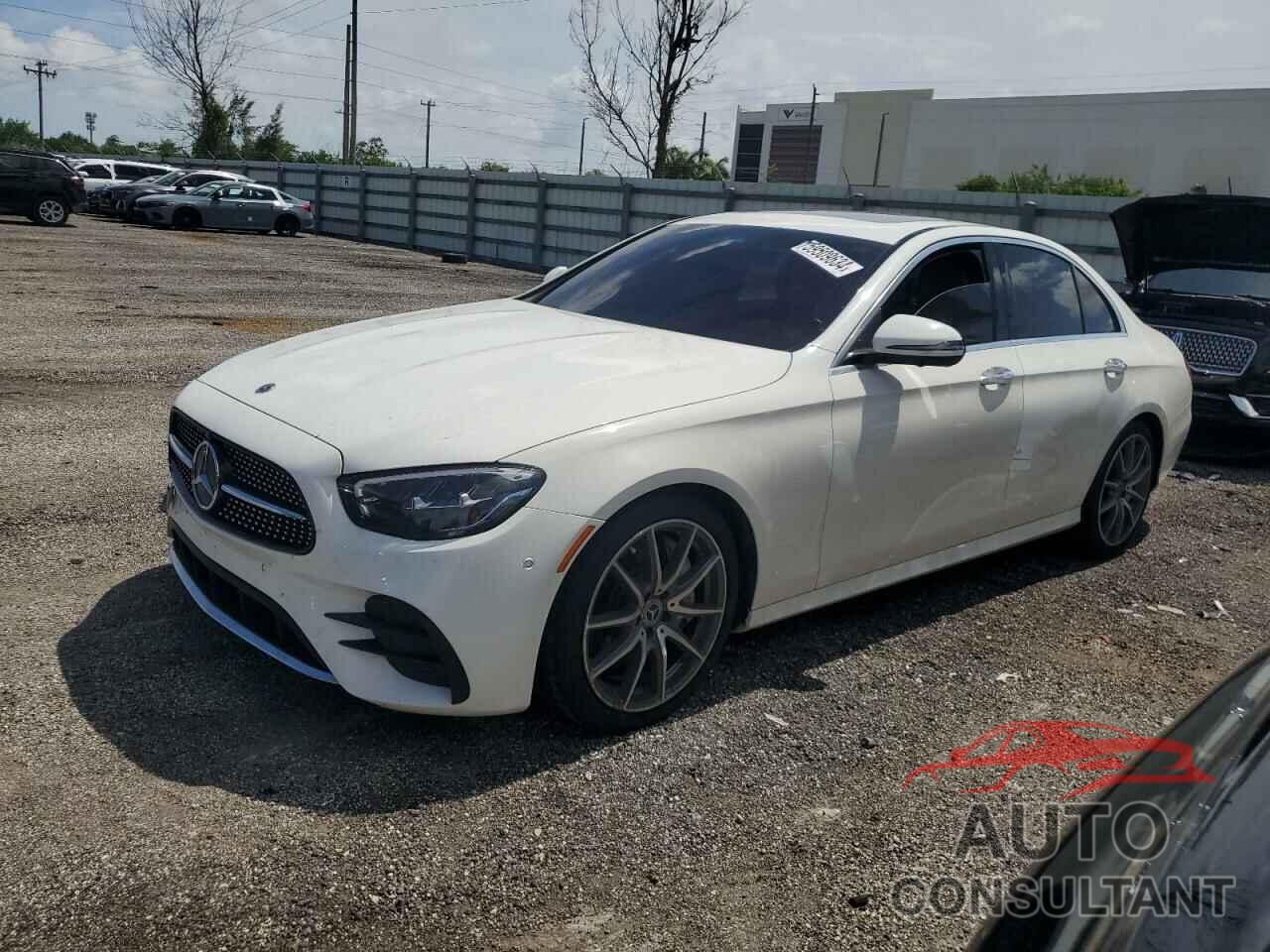 MERCEDES-BENZ E-CLASS 2021 - W1KZF8DB8MA972113