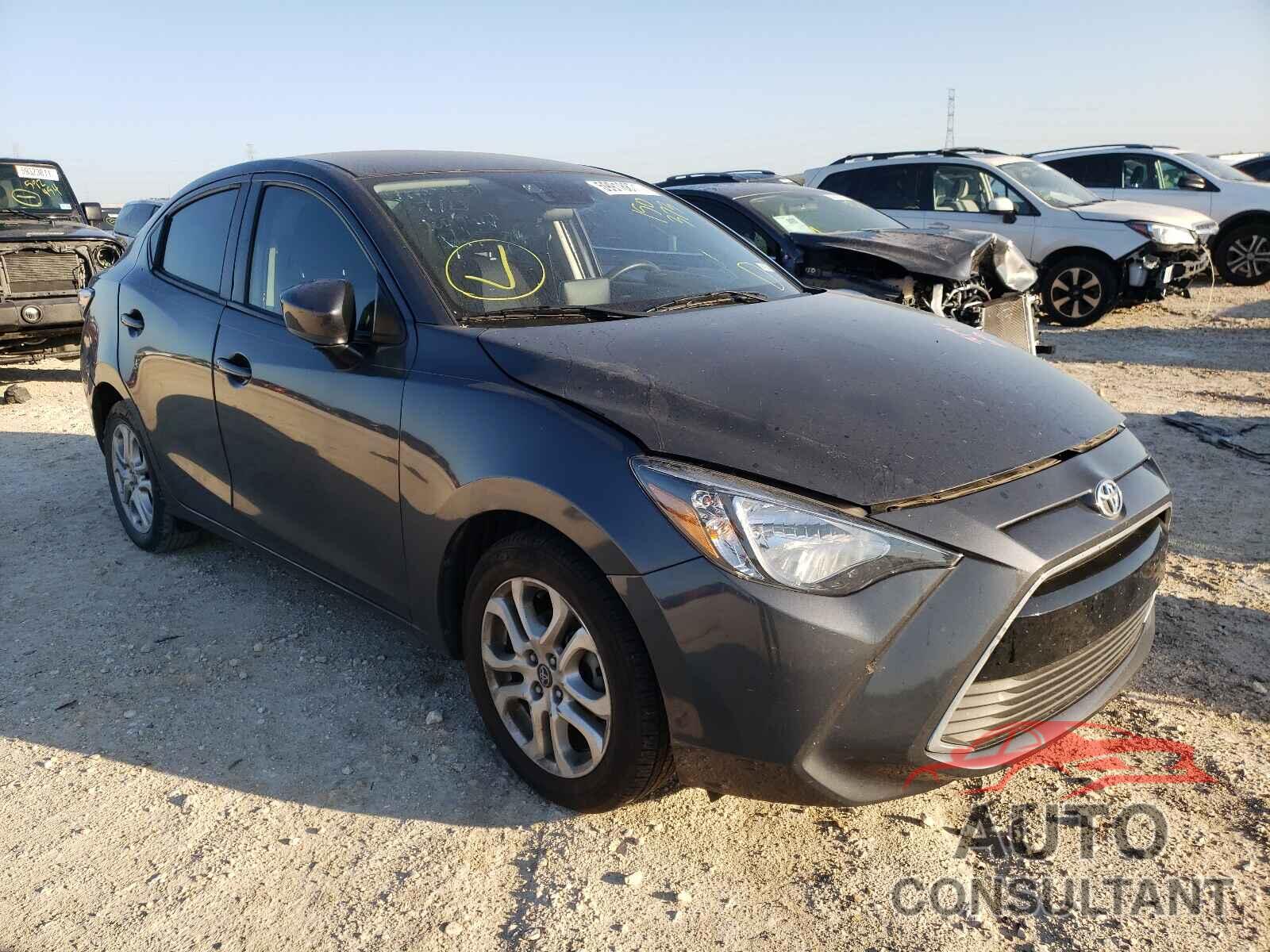 TOYOTA YARIS 2017 - 3MYDLBYV9HY150373