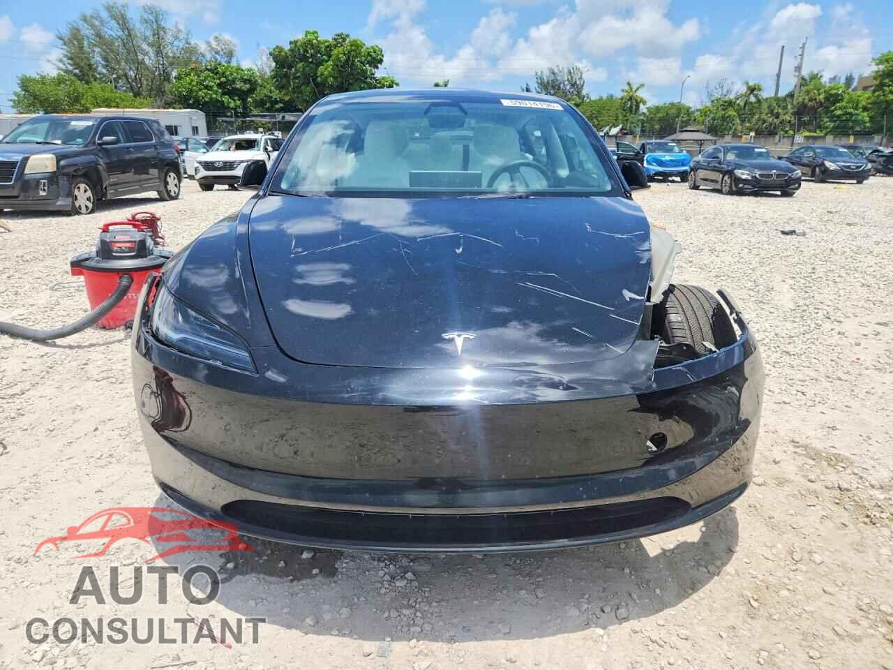 TESLA MODEL 3 2024 - 5YJ3E1EA1RF859280
